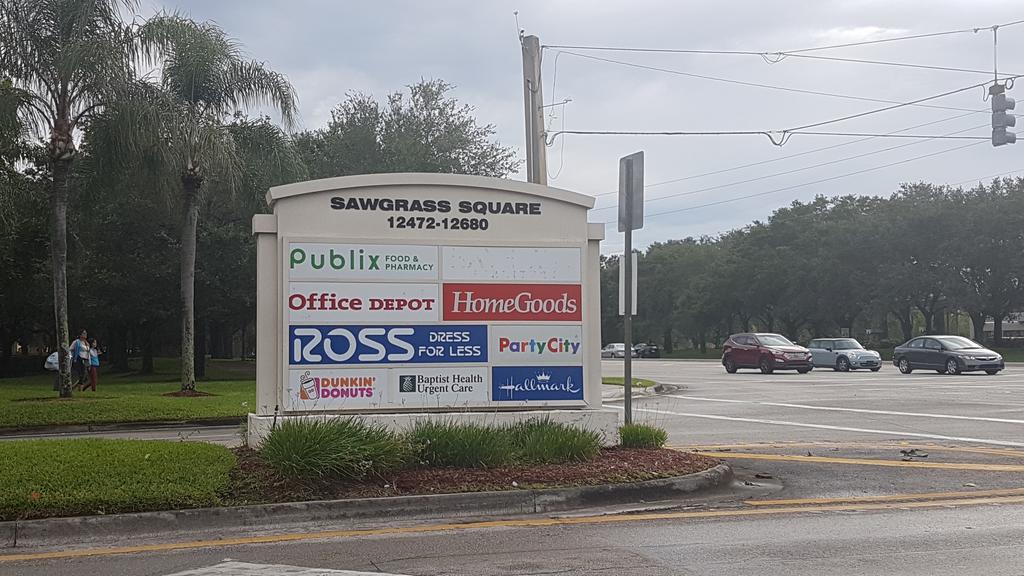 Hotel Sawgrass Sunrise Exterior foto